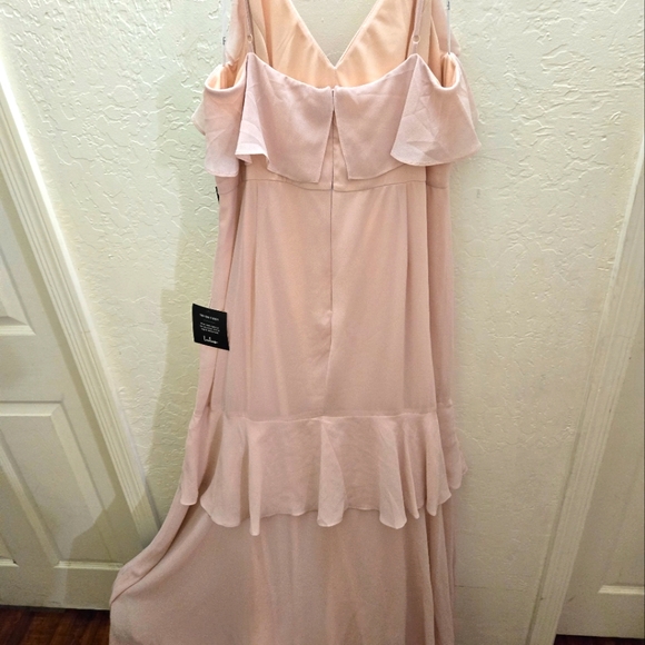 Pale Pink long Bridesmaid dress with straps. GREAT FOR SUMMER WEDDINGS! - Picture 4 of 4